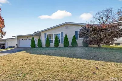 1370 Madison Lane, Florissant, MO 63031 - Photo 4