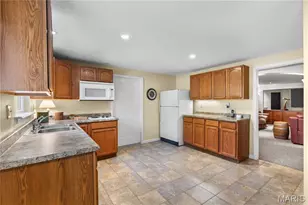 16 York Ln, Villa Ridge, MO 63089 - Photo 16