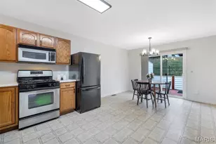 3559 Pearson Pointe Ct, Saint Louis, MO 63129 - Photo 10