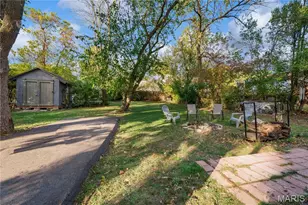 10411 Maddox Pl, Saint Louis, MO 63114 - Photo 14