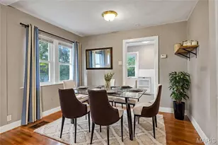 10411 Maddox Pl, Saint Louis, MO 63114 - Photo 6