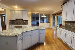 1102 Nooning Tree Dr, Chesterfield, MO 63017 - Photo 22
