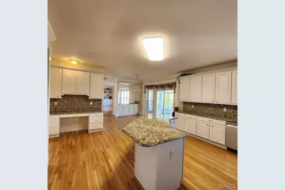 1102 Nooning Tree Drive, Chesterfield, MO 63017 - Photo 38