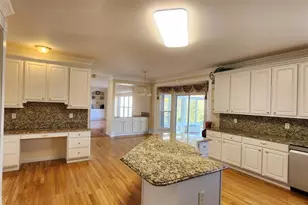 1102 Nooning Tree Dr, Chesterfield, MO 63017 - Photo 38