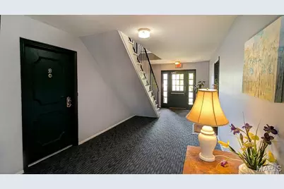 1669 Mayenne Court #B, Mehlville, MO 63125 - Photo 8