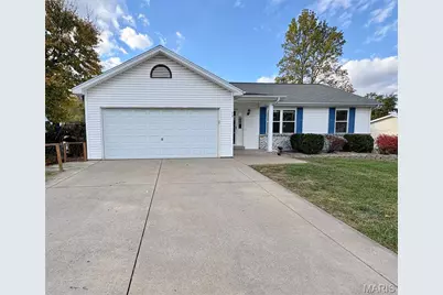 38 Amberly Drive, Saint Peters, MO 63376 - Photo 2