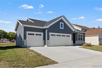 973 Brookfield Chase Court, Florissant, MO 63031 - Photo 2