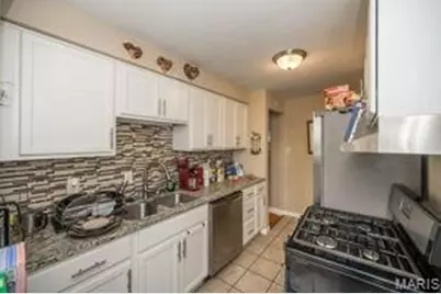 1208 Admiral Drive, Bellefontaine Neighbors, MO 63137 - Photo 8