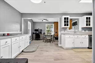 352 Fourbush Ct, Winfield, MO 63389 - Photo 8