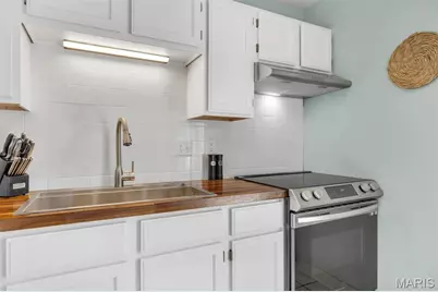 1045 Estes Drive, Florissant, MO 63031 - Photo 22