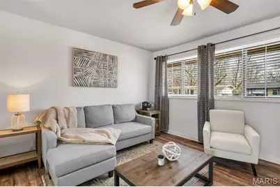 1045 Estes Drive, Florissant, MO 63031 - Photo 16
