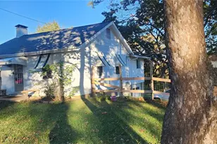 3112 Edgewood Dr, High Ridge, MO 63049 - Photo 2