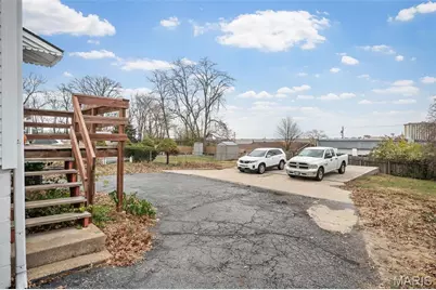 3746 Fee Fee Road, Bridgeton, MO 63044 - Photo 32