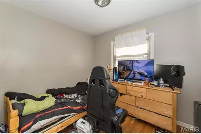 1427 Fairmeadows Lane, Saint Louis, MO 63138 - Photo 10