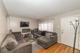 1427 Fairmeadows Ln, Saint Louis, MO 63138 - Photo 4