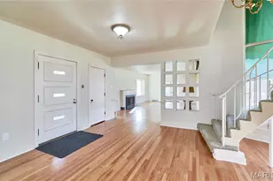 84 Bellerive Acres, Bellerive, MO 63121 - Photo 4