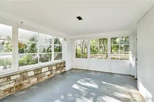 84 Bellerive Acres, Bellerive, MO 63121 - Photo 18