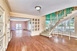 84 Bellerive Acres, Bellerive, MO 63121 - Photo 10