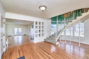 84 Bellerive Acres, Bellerive, MO 63121 - Photo 6