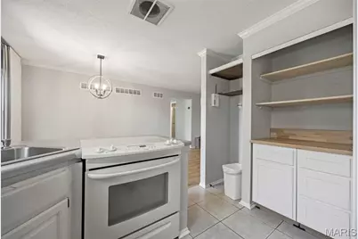 2006 Avignon Court #D, Saint Charles, MO 63303 - Photo 12