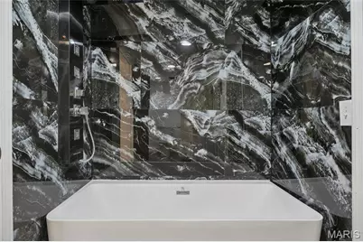 510 Holly Hills Avenue, Saint Louis, MO 63111 - Photo 24