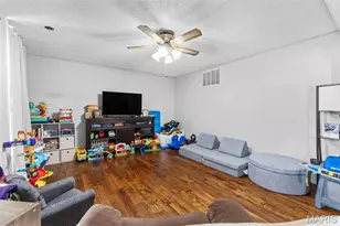 5255 Hillsboro Rd, Farmington, MO 63640 - Photo 6