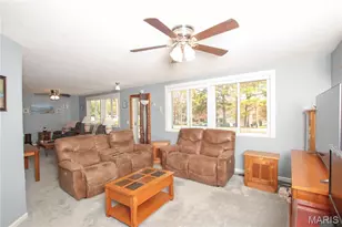 421 Lakeshore Dr, Saint Clair, MO 63077 - Photo 12