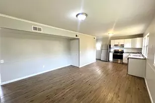 11160 Landseer Dr, Saint Louis, MO 63136 - Photo 8