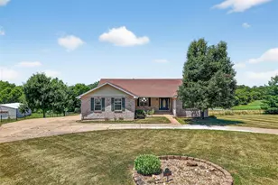 11 Sherman Dr, Elsberry, MO 63343 - Photo 14