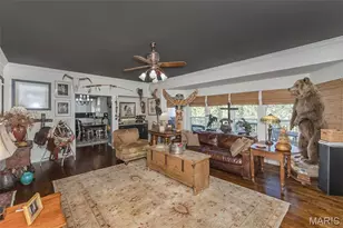 2029 Brook Hill Ln, Chesterfield, MO 63017 - Photo 8