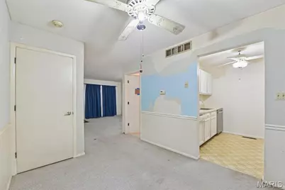 140 Burtonwood Drive, Ballwin, MO 63011 - Photo 6