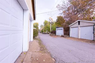 4438 Grace, Saint Louis, MO 63116 - Photo 32