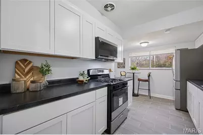 1540 Park Way Drive, University City, MO 63130 - Photo 8