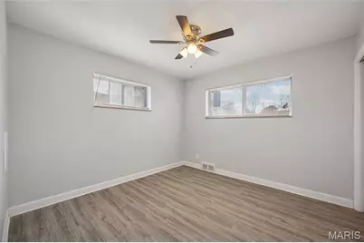 1540 Park Way Drive, University City, MO 63130 - Photo 16