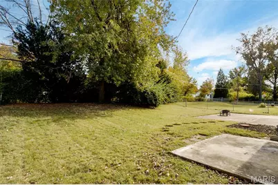 2190 Glenoro Drive, Florissant, MO 63033 - Photo 8