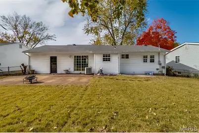 2190 Glenoro Drive, Florissant, MO 63033 - Photo 6