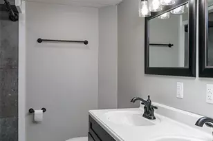 2190 Glenoro Dr, Florissant, MO 63033 - Photo 28