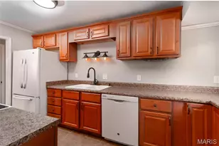 2190 Glenoro Dr, Florissant, MO 63033 - Photo 14