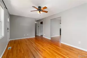 2190 Glenoro Dr, Florissant, MO 63033 - Photo 10