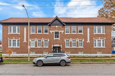 520 Rosedale Avenue #202, Saint Louis, MO 63112 - Photo 2