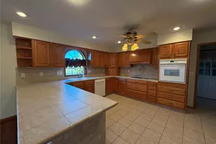 325 Hummingbird Ln, Hannibal, MO 63401 - Photo 12