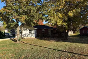 17 D Ville Pl, Hannibal, MO 63401 - Photo 28