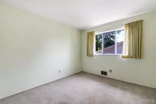 9243 Roger Lee Ln, Saint Louis, MO 63126 - Photo 28