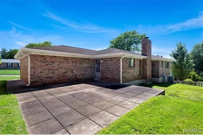 9243 Roger Lee Lane, Saint Louis, MO 63126 - Photo 38
