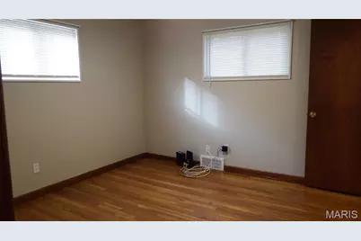 1145 S Waterford Drive, Florissant, MO 63033 - Photo 8