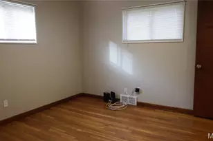 1145 S Waterford Dr, Florissant, MO 63033 - Photo 8