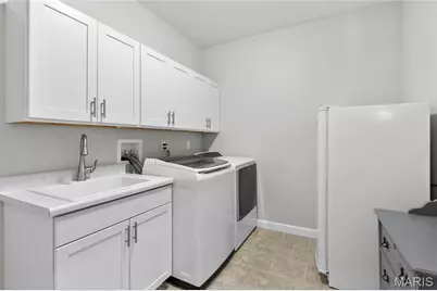 6205 Mackenzie Valley Court, Saint Louis, MO 63123 - Photo 30