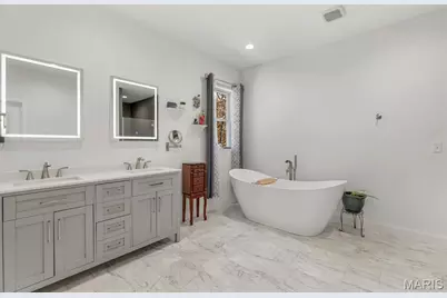1903 Glenn Court, Lake Sherwood, MO 63357 - Photo 20