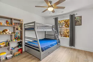 1903 Glenn Ct, Lake Sherwood, MO 63357 - Photo 24