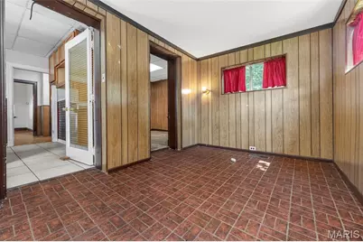 5130 Labadie Avenue, Saint Louis, MO 63115 - Photo 18